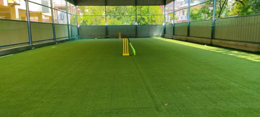 ARS SPORTING ARENA (Box Cricket in OMR/Futsal in OMR/Shuttlecock in OMR)